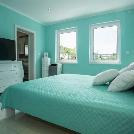 Deep Blue Holiday home Musalez
