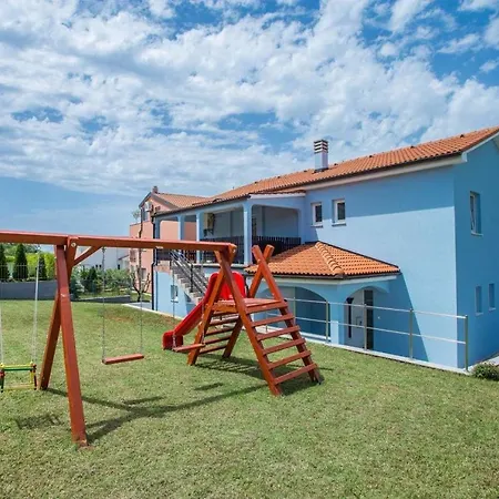 Deep Blue Holiday home *