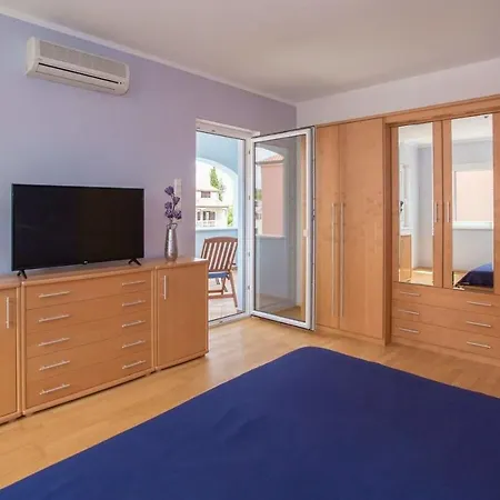 Holiday home Deep Blue Musalez
